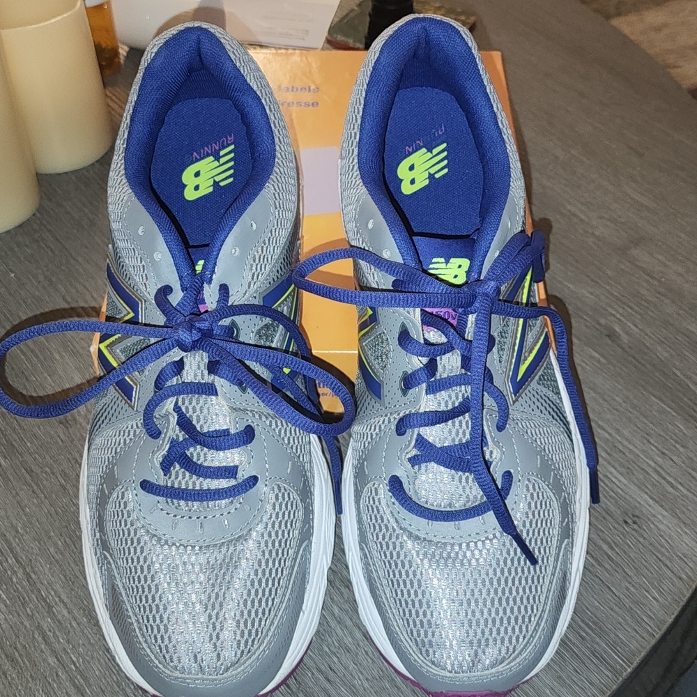 New Balance Women's W450gv3: size 11